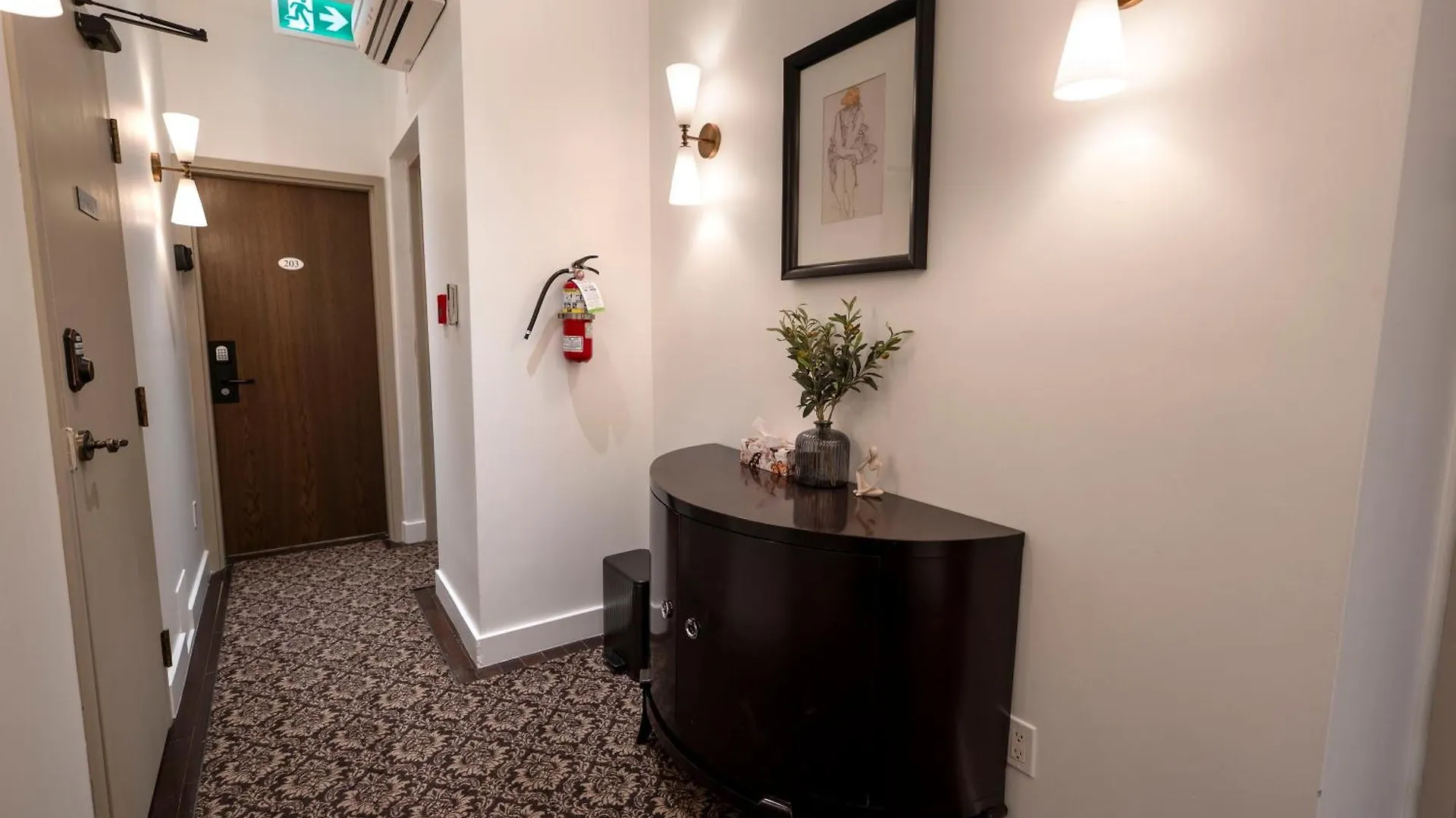 Self Check-In Boutique Hotel - Quartier Latin - Room 201 Montreal 0*,