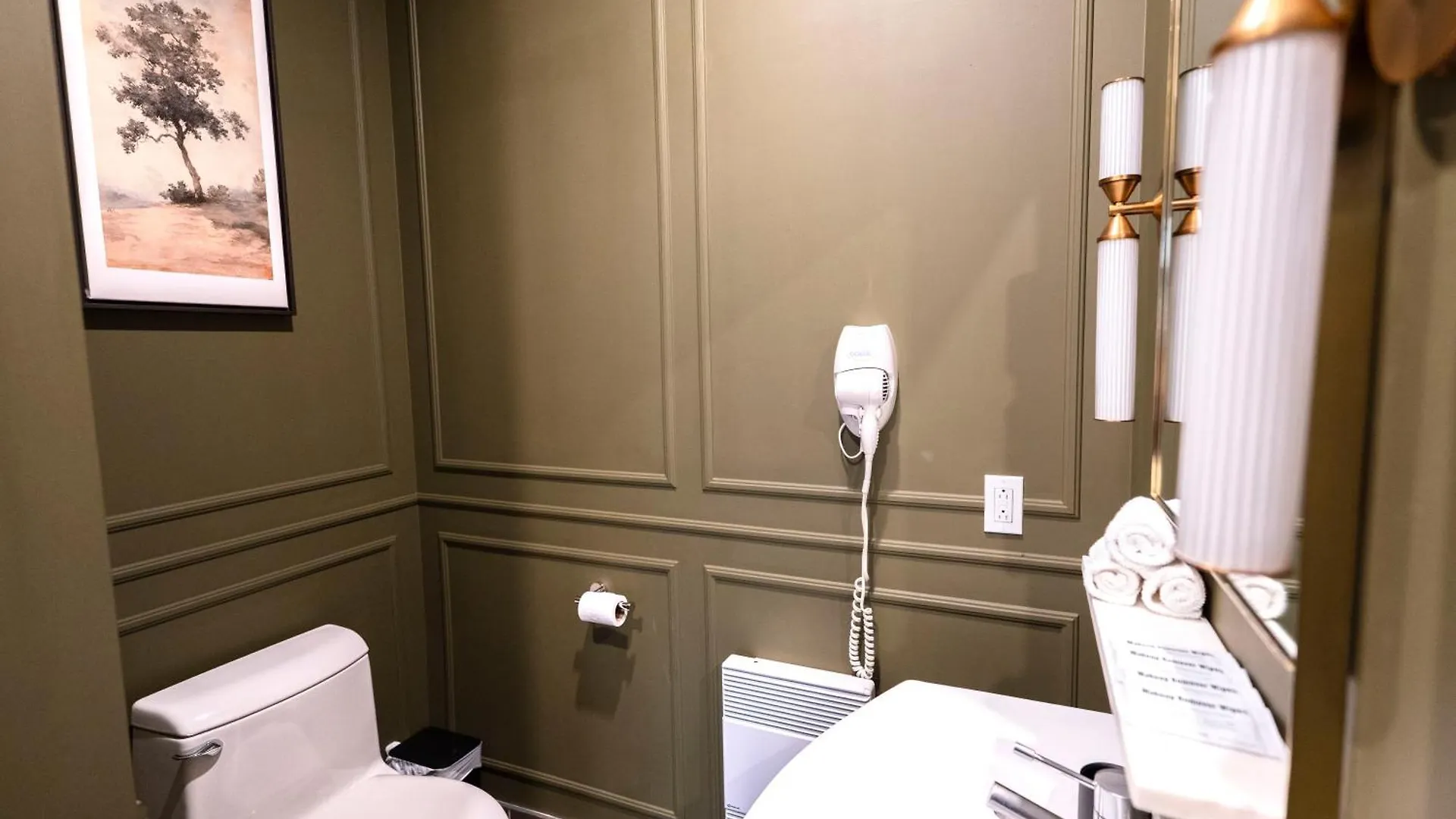 Self Check-In Boutique Hotel - Quartier Latin - Room 201 Montreal 0*,  Canada