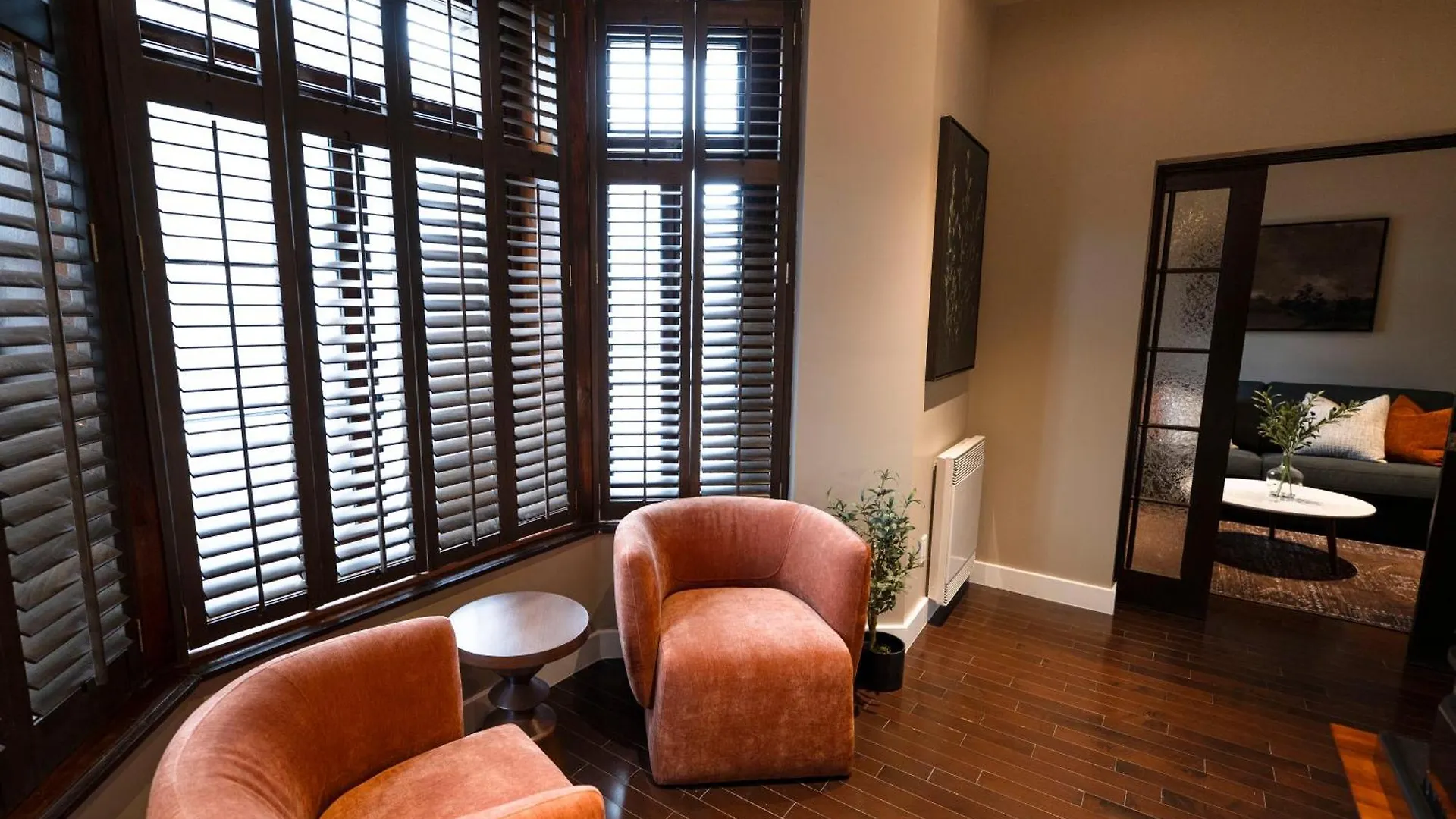 Aparthotel Self Check-In Boutique Hotel - Quartier Latin - Room 201 Montreal